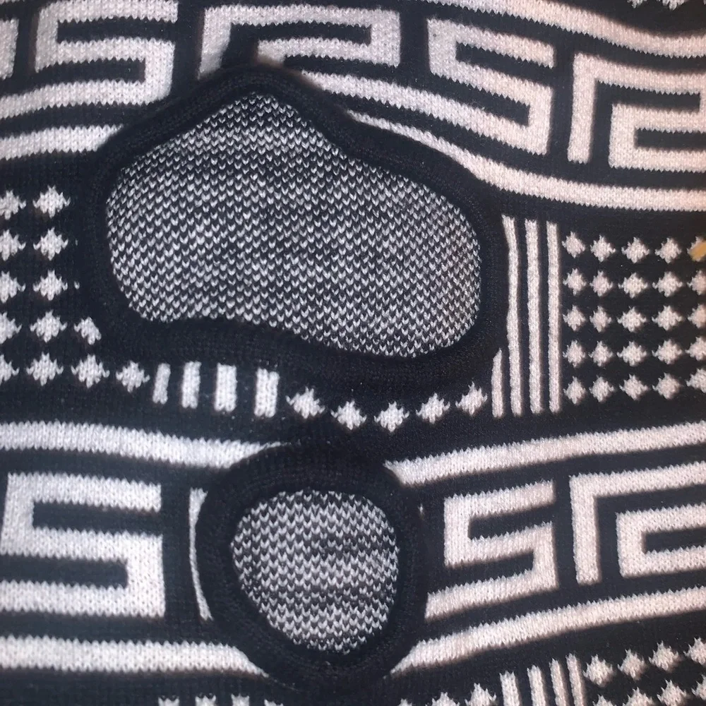 MONOGRAM" Ski Mask by Rocksmith
00259 Like NEW! - Picture 5 of 5